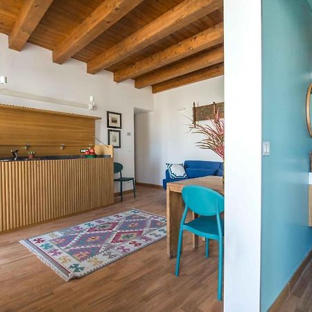 Cassaro Apartment Con Terrazza By Wonderful Italy Палермо Екстериор снимка